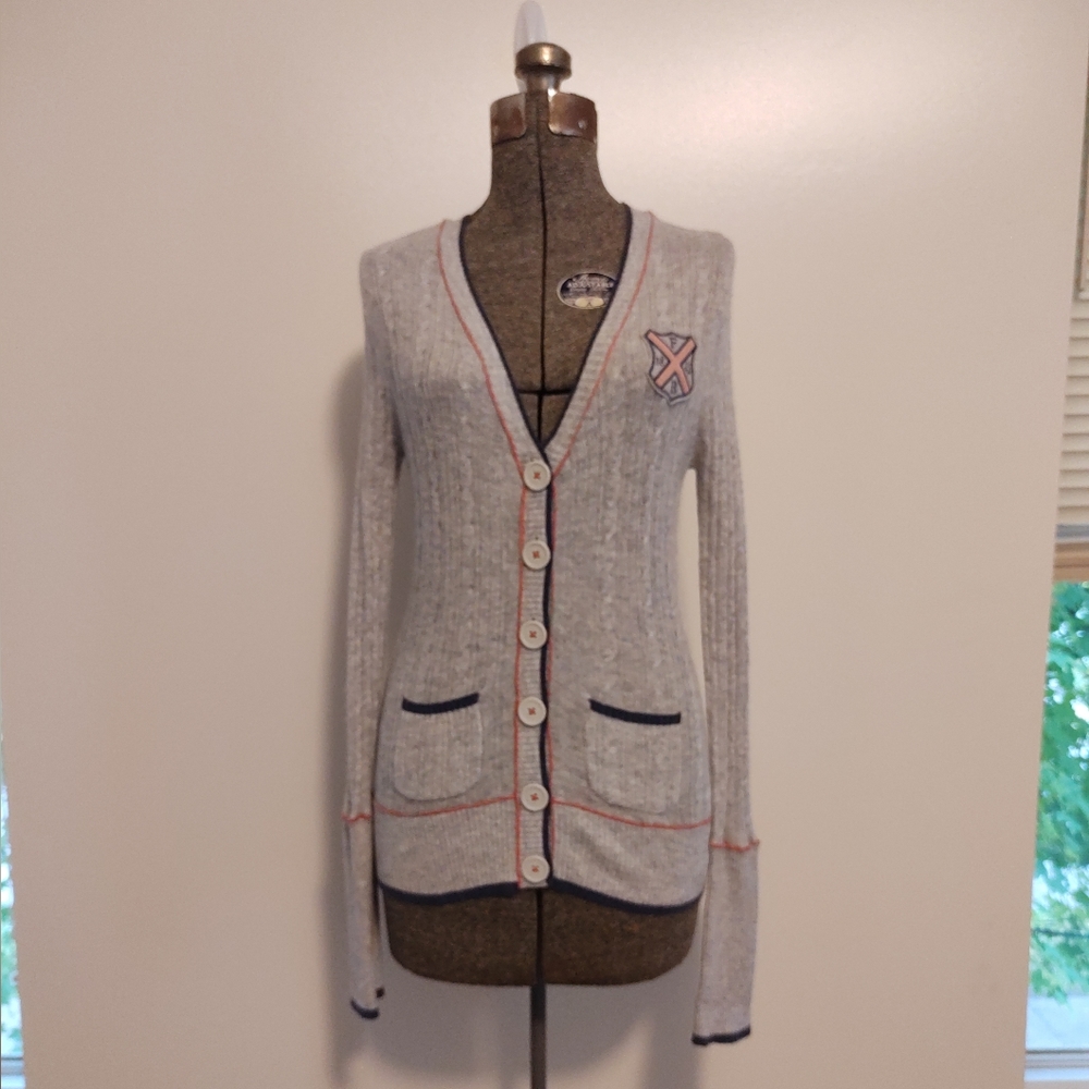 Farrel & Brown gray Irish angora blend lightweight preppy crest logo cardigan